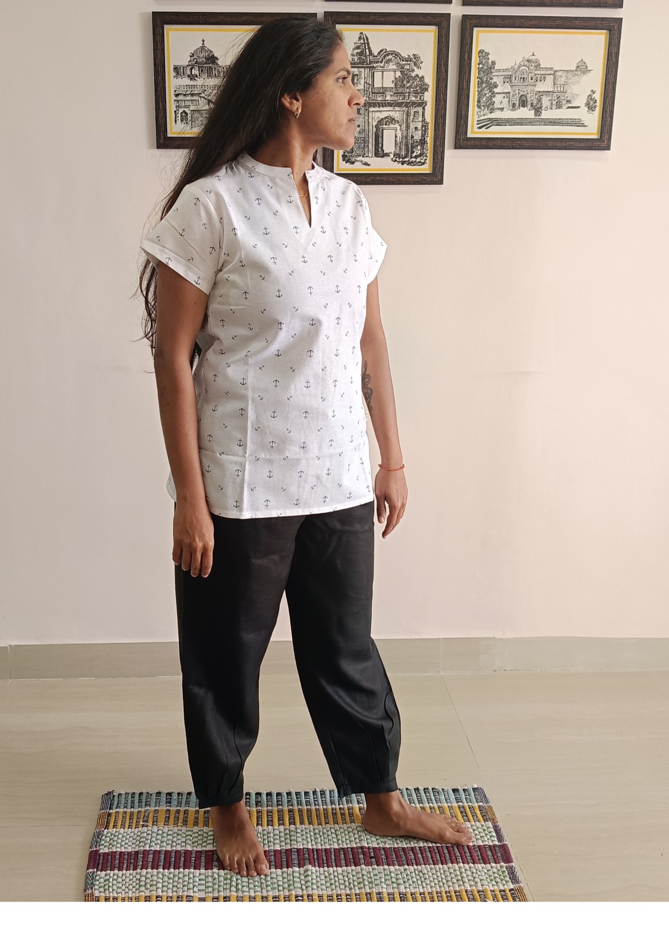 Anchor design Kurta wit black bottoms
