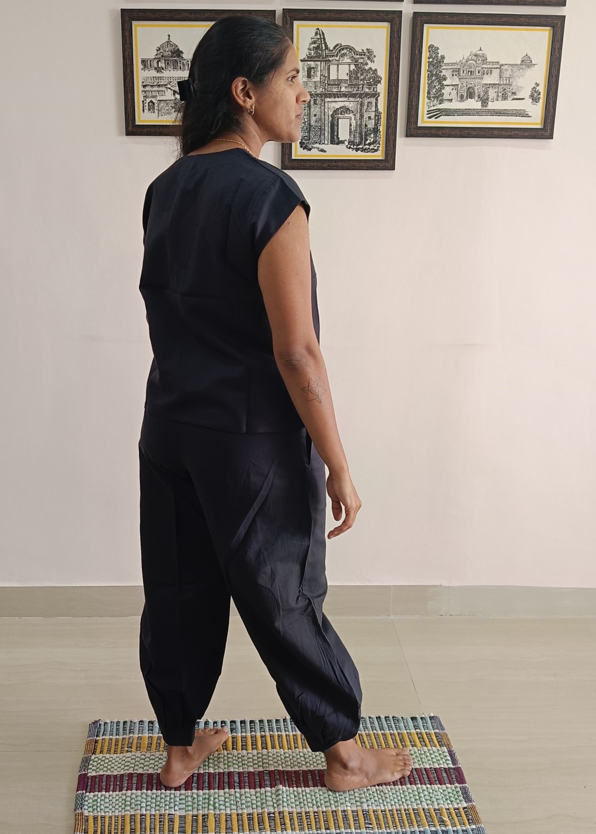 ZenFlow Black Yoga Set